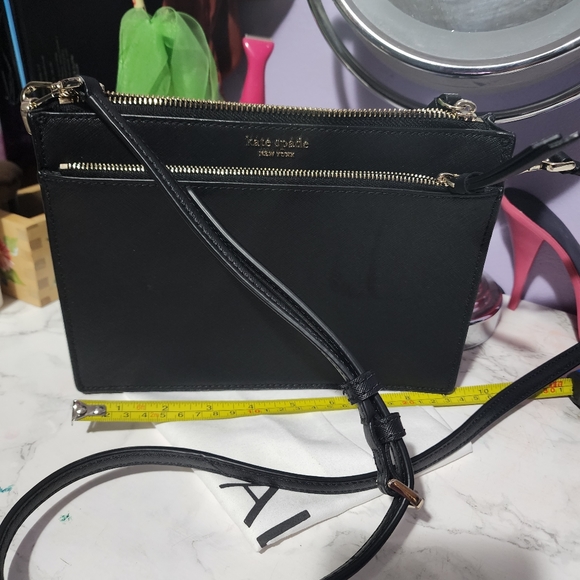 Purse - Picture 1 of 3